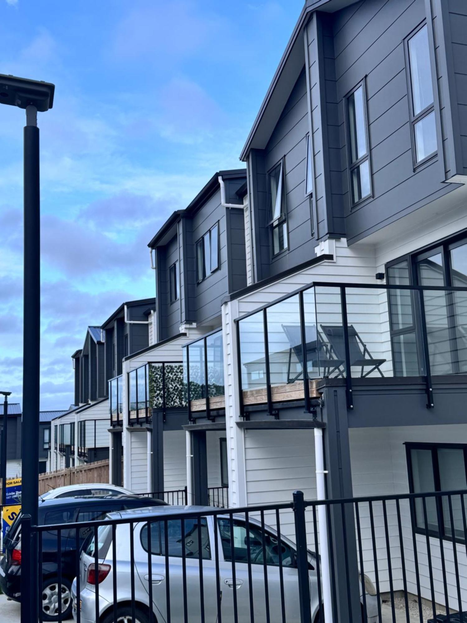 3br Near Outlet Shops And Costco Apartment Auckland